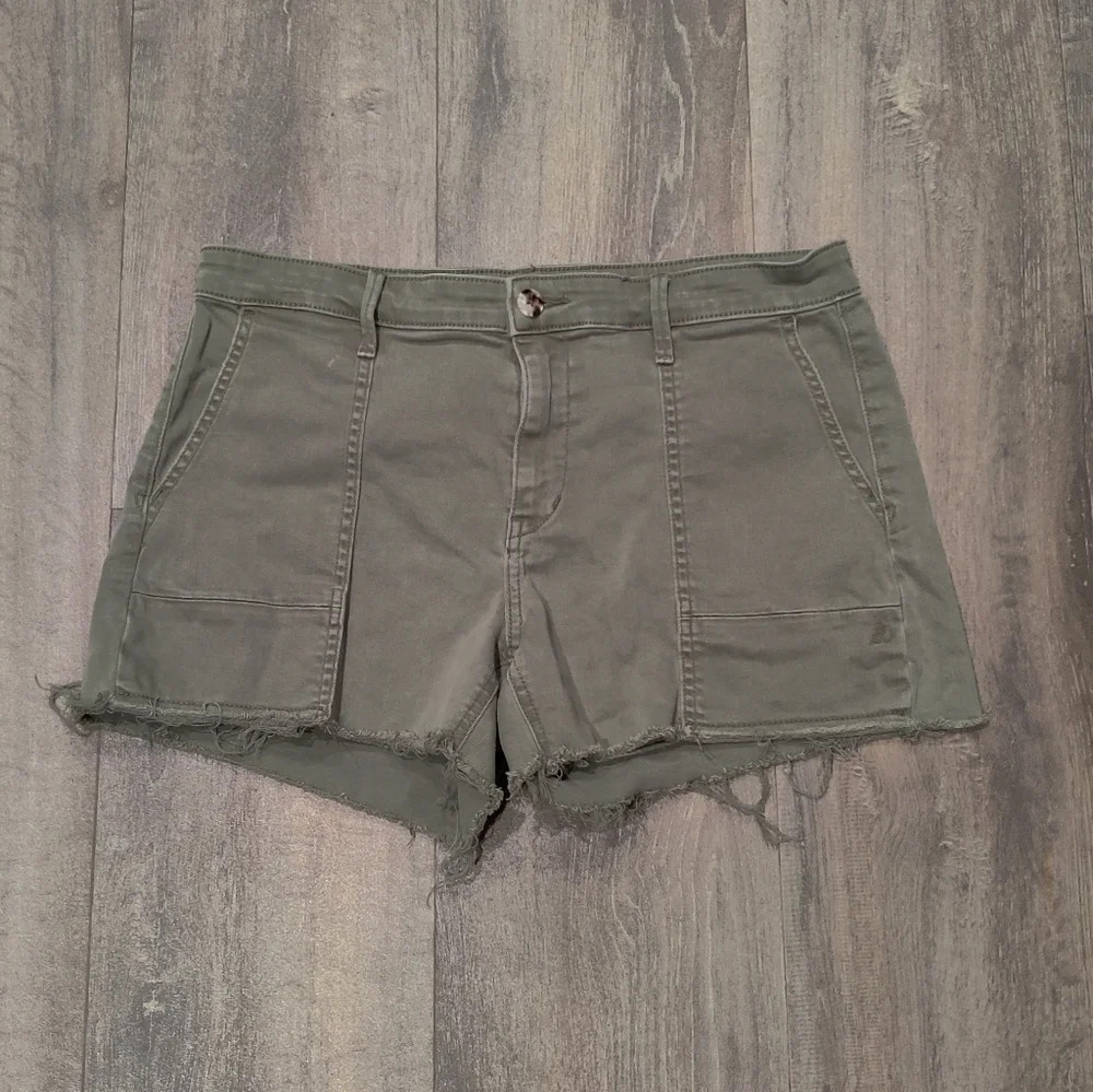 Sam Edelman Cargo Short - Picture 3 of 5